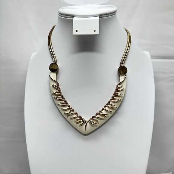 Vintage Boucher Choker Style Necklace Brutalist White Enamel Gold Tone FLAWED - Picture 3 of 16
